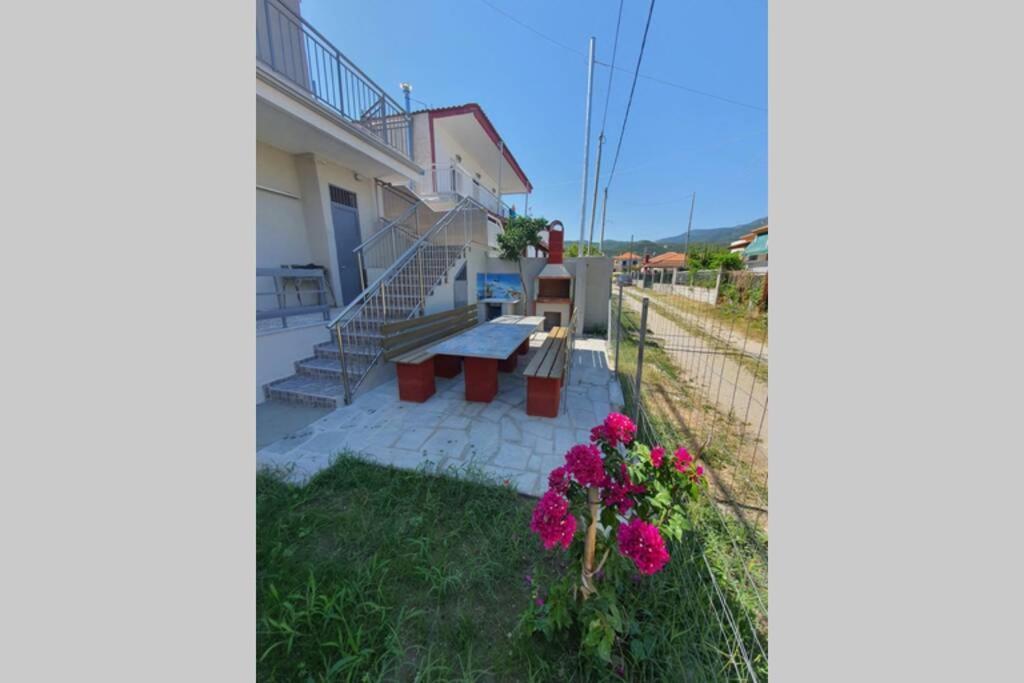 Villa Fer Forze You Have The Feeling Of Your Own Holiday Home อัสโปรวาลตา ภายนอก รูปภาพ