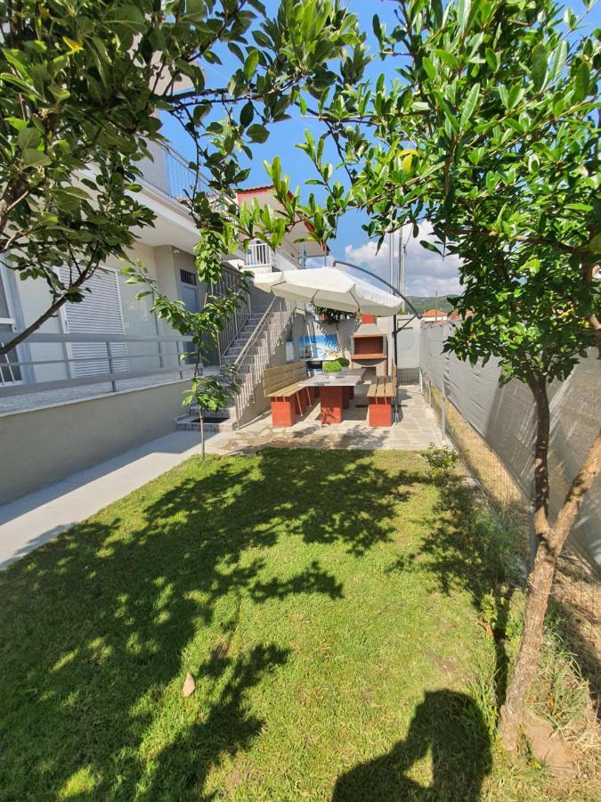 Villa Fer Forze You Have The Feeling Of Your Own Holiday Home อัสโปรวาลตา ภายนอก รูปภาพ